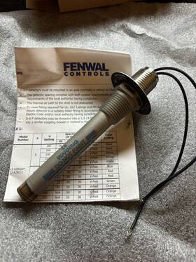 Fenwal 12-f28020-003 Detect A Fire Switch Model 275 F 0.5a 125vdc