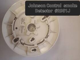 Johnson Control 57659710 Smoke Detector #2951j