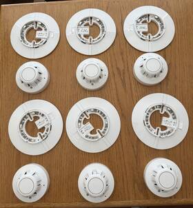 Summit Sip-200 Lot Of 6 Photoselectric Smoke Detector With Base 2 Pc