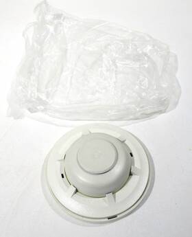 System Sensor 559x Heat Detector